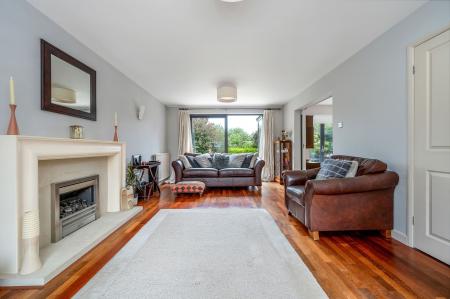 4 bedroom Detached house for sale in Lethbridge Close, Oakham