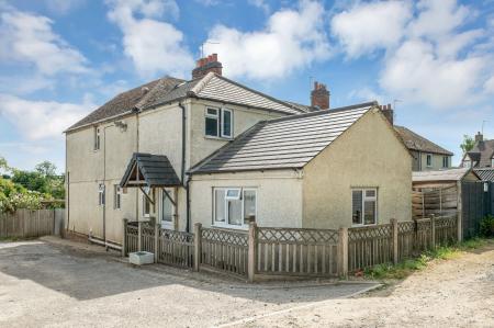 3 bedroom Terraced House for sale in Stretton Road, Greetham