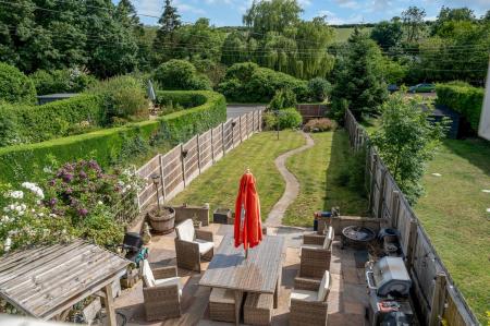 3 bedroom Terraced House for sale in Stretton Road, Greetham
