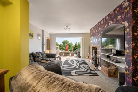 3 bedroom Terraced House for sale in Stretton Road, Greetham