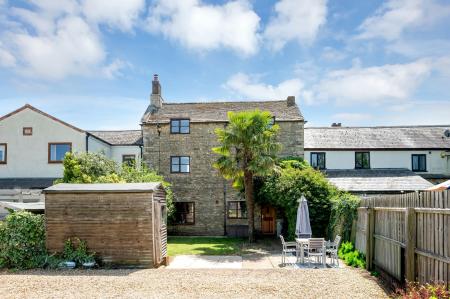 3 bedroom Terraced House for sale in Main Road, Glaston