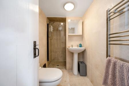 3 bedroom Terraced House for sale in Main Road, Glaston