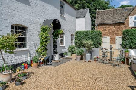 2 bedroom Detached house for sale in Davenport Cottage, Langham