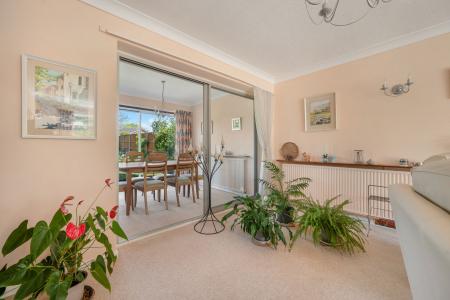 4 bedroom Detached house for sale in Hanbury Close, Oakham