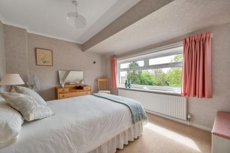 4 bedroom Detached house for sale in Hanbury Close, Oakham