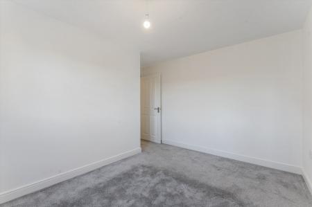 2 bedroom Flat to let in Stud Road, Barleythorpe