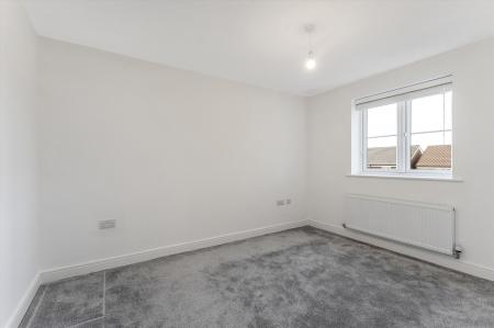 2 bedroom Flat to let in Stud Road, Barleythorpe