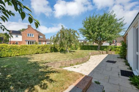 3 bedroom Detached bungalow to let in Cedar Close, Uppingham, LE15