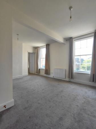 1 bedroom Apartment to let in High Street, Oakham, LE15