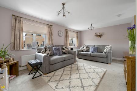 2 bedroom Flat for sale in Blackwater Road, Barleythorpe