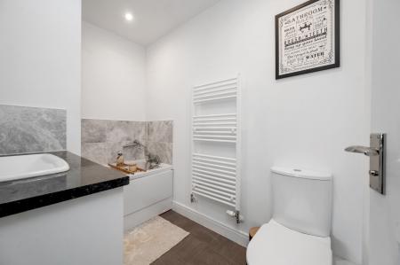 3 bedroom End of terrace house for sale in Holbrook Way, Barleythorpe
