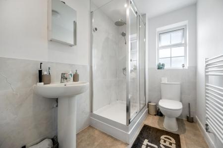 3 bedroom End of terrace house for sale in Holbrook Way, Barleythorpe