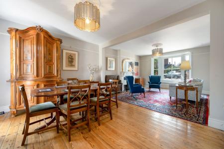 5 bedroom Terraced House for sale in Leicester Road, Uppingham