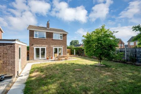 3 bedroom Detached house for sale in Alexander Crescent, Oakham, LE15