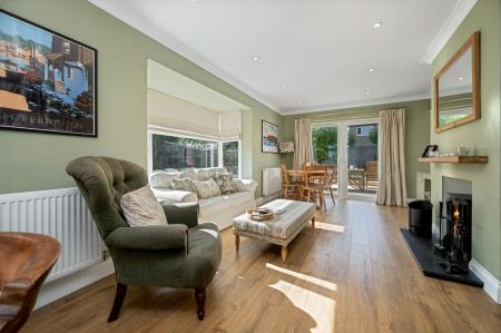 3 bedroom Detached house for sale in Alexander Crescent, Oakham, LE15