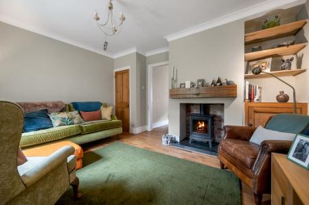 2 bedroom Terraced House for sale in Kings Road, Oakham