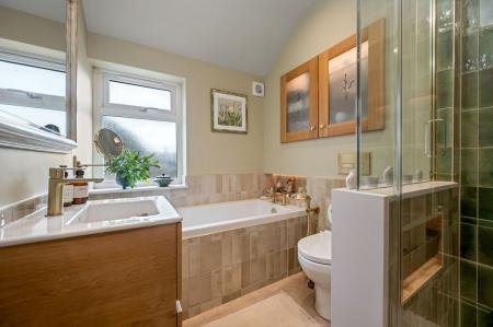 2 bedroom Terraced House for sale in Kings Road, Oakham
