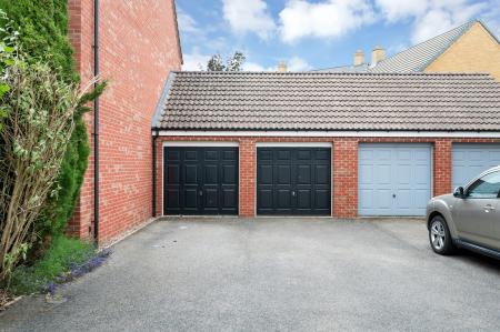 4 bedroom Detached house for sale in Hawthorn Close, Barleythorpe