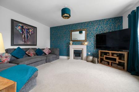 4 bedroom Detached house for sale in Hawthorn Close, Barleythorpe