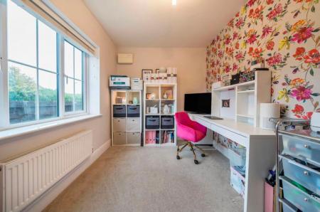 4 bedroom Detached house for sale in Hawthorn Close, Barleythorpe