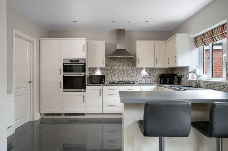 4 bedroom Detached house for sale in Hawthorn Close, Barleythorpe