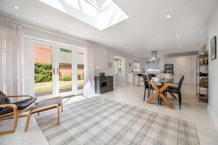 4 bedroom Detached house for sale in Spinney Hill, Oakham