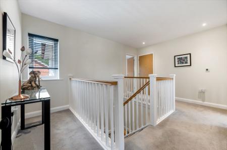 4 bedroom Detached house for sale in Spinney Hill, Oakham