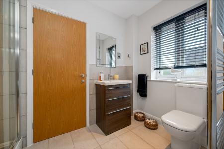 4 bedroom Detached house for sale in Spinney Hill, Oakham