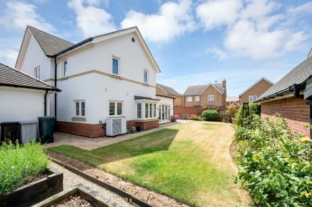 4 bedroom Detached house for sale in Spinney Hill, Oakham