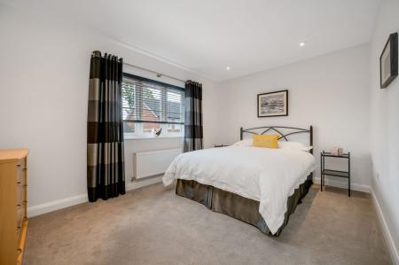 4 bedroom Detached house for sale in Spinney Hill, Oakham