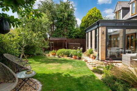 3 bedroom Detached house for sale in Main Street, Thistleton