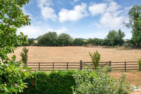 3 bedroom Detached house for sale in Main Street, Thistleton