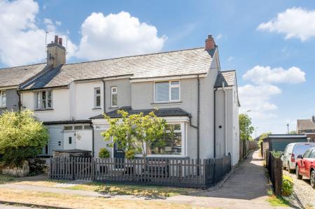 3 bedroom End of terrace house for sale in Newtown Road, Uppingham