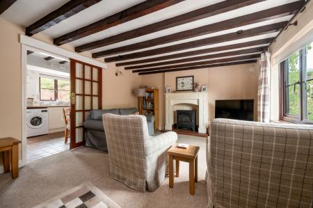 2 bedroom End of terrace house for sale in Main Street, Whissendine