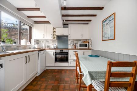 2 bedroom End of terrace house for sale in Main Street, Whissendine