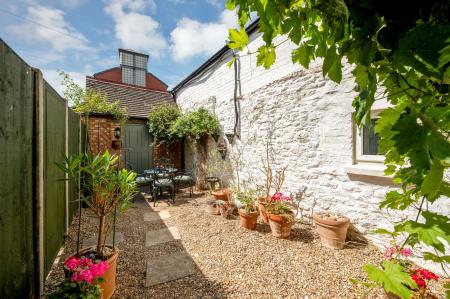 2 bedroom Detached house for sale in Finkey Street, Oakham, LE15