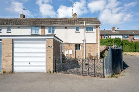 Cheviot Close, Oakham, LE15