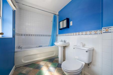 3 bedroom Detached house to let in Gilmore Close, Oakham, LE15