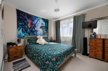 3 bedroom Semi-detached house for sale in Farrer Way, Barleythorpe, LE15
