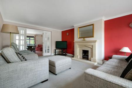 4 bedroom Detached house for sale in Glebe Way, Oakham, LE15