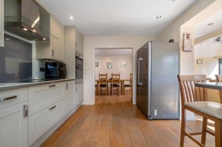 3 bedroom House for sale in Orchard Close, Egleton, LE15