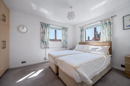 3 bedroom House for sale in Orchard Close, Egleton, LE15