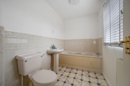 3 bedroom Detached house to let in Livingstone Close, Oakham, LE15