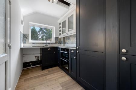 2 bedroom End of terrace house to let in Kings Road, Oakham, LE15
