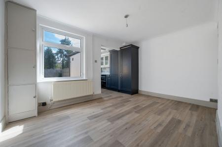 2 bedroom End of terrace house to let in Kings Road, Oakham, LE15
