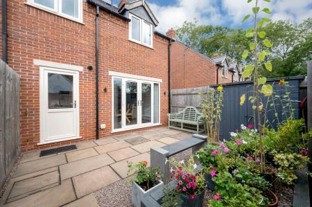 3 bedroom End of terrace house for sale in Braunston Road, Oakham, LE15