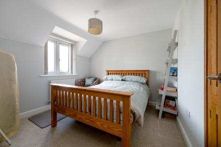 3 bedroom End of terrace house for sale in Braunston Road, Oakham, LE15