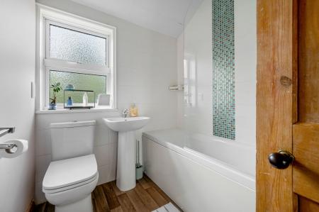2 bedroom End of terrace house for sale in Kings Road, Oakham