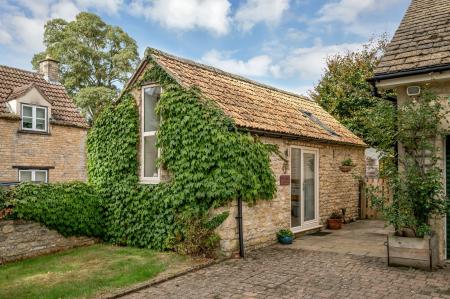 4 bedroom Detached house for sale in Great Lane, Greetham