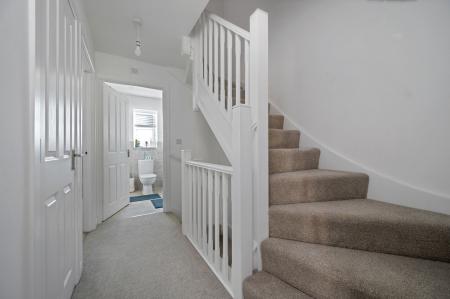 4 bedroom Terraced House to let in Stud Road, Barleythorpe, LE15
